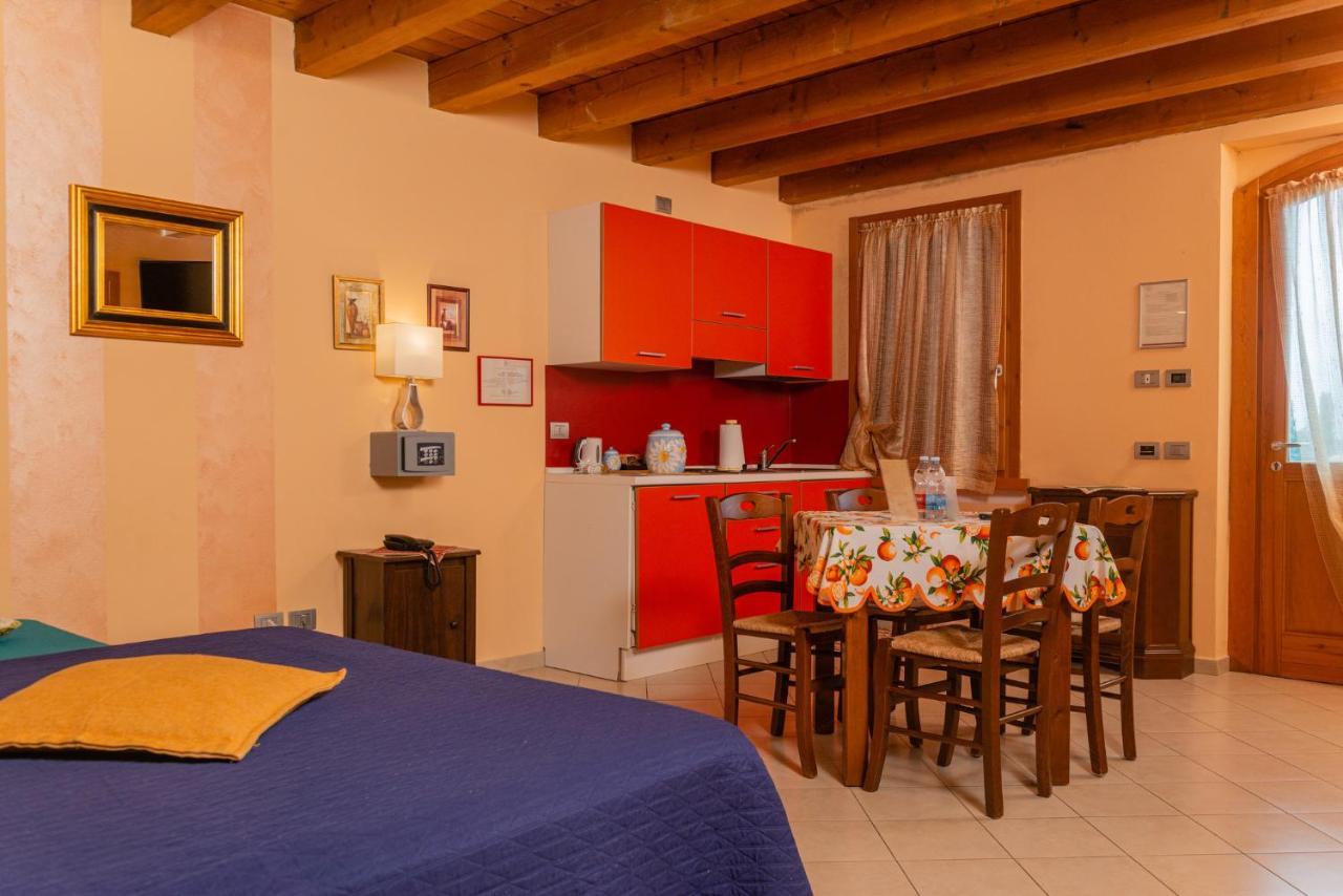 Agriturismo Dei Grippi Сона Екстер'єр фото