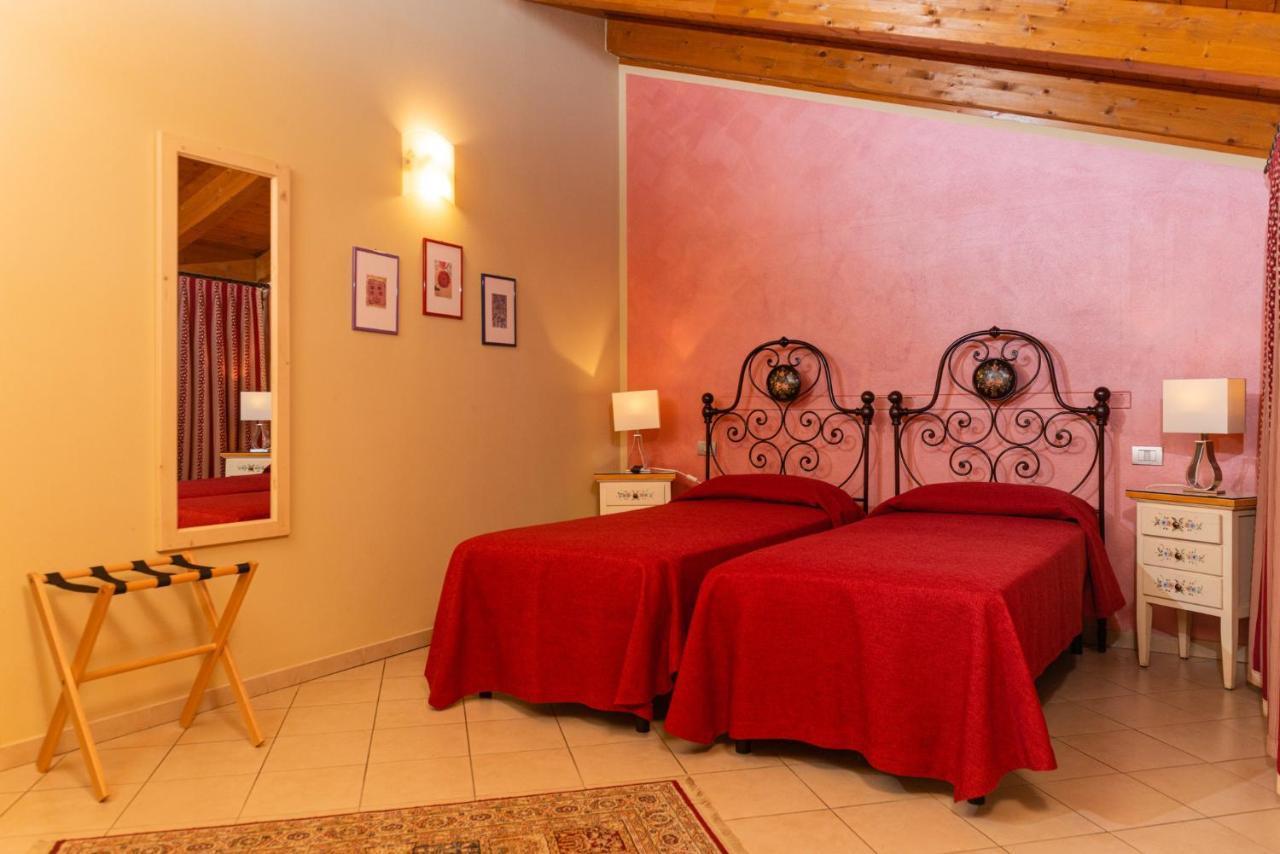 Agriturismo Dei Grippi Сона Екстер'єр фото